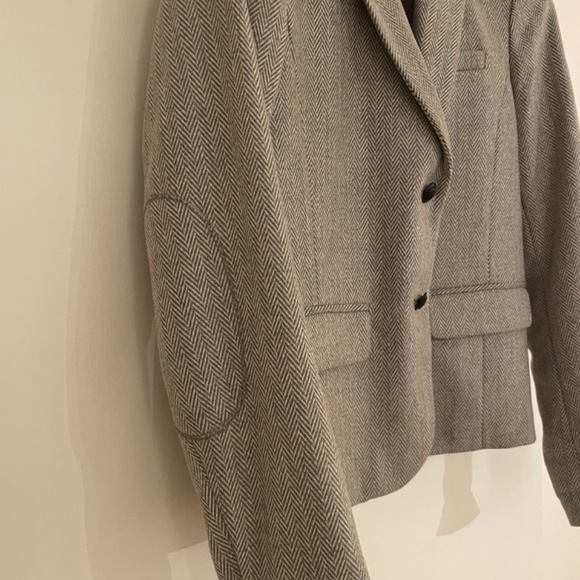 The Academy Blazer: Herringbone - Picture 3 of 5
